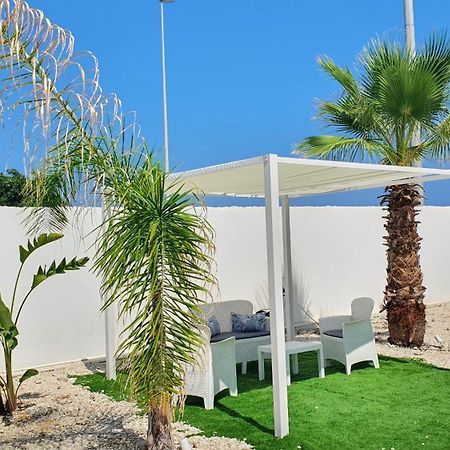 בארי Villa Mediterranea Apartments - Seaview, Pool & Garden מראה חיצוני תמונה