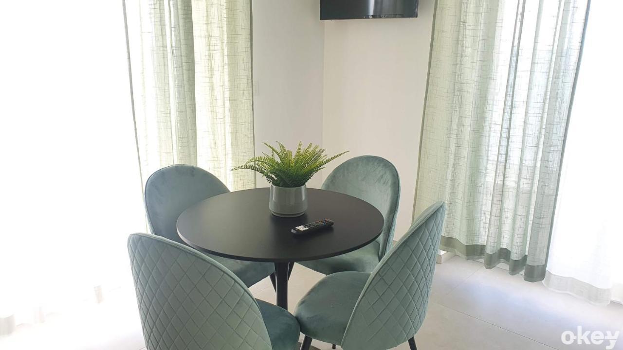 בארי Villa Mediterranea Apartments - Seaview, Pool & Garden מראה חיצוני תמונה