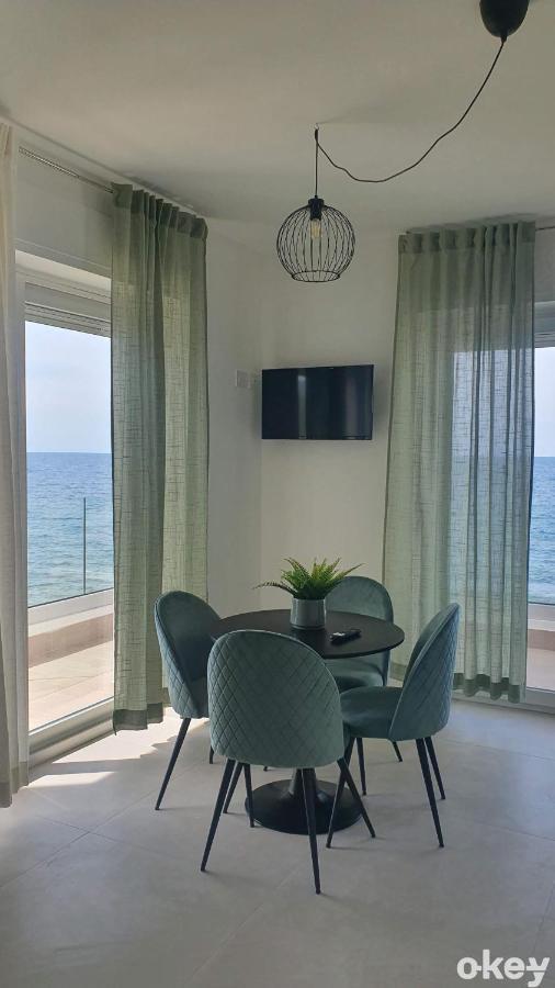 בארי Villa Mediterranea Apartments - Seaview, Pool & Garden מראה חיצוני תמונה