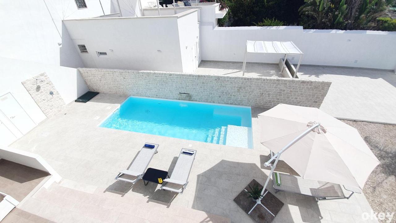 בארי Villa Mediterranea Apartments - Seaview, Pool & Garden מראה חיצוני תמונה