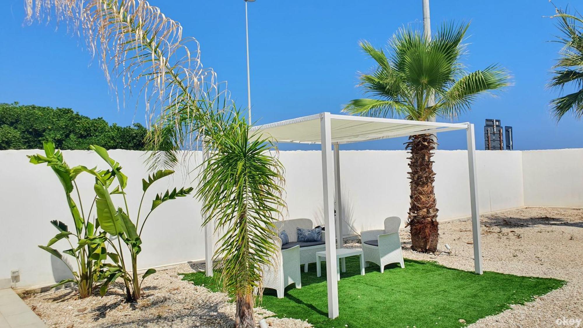 בארי Villa Mediterranea Apartments - Seaview, Pool & Garden מראה חיצוני תמונה